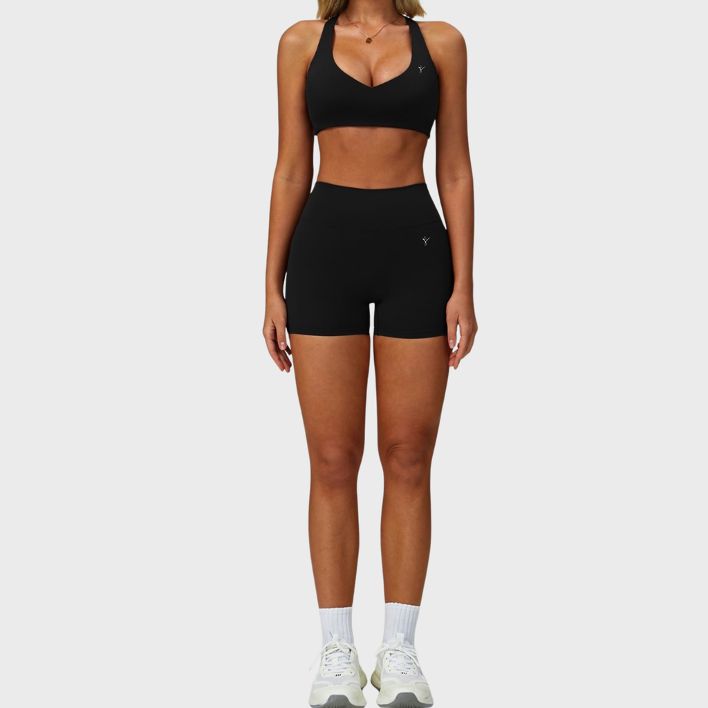 Ndiigwedha Set in Black